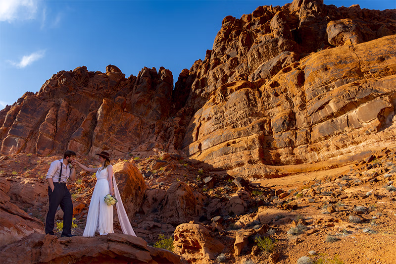 Valley of Fire cliff wedding